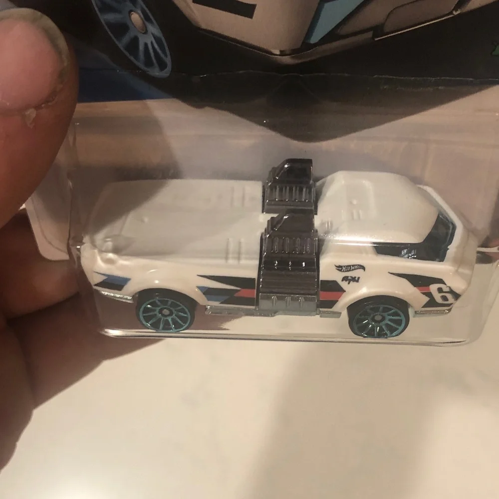 Mattel Hot Wheels Twin Dorado White and Blue Car